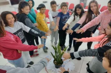 ALUNOS RECEBEM PROJETO CÍRCULOS DE CONSTRUÇÃO DE PAZ