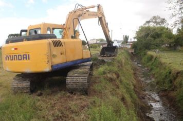 Obras realiza limpeza do Filtro Anaeróbio