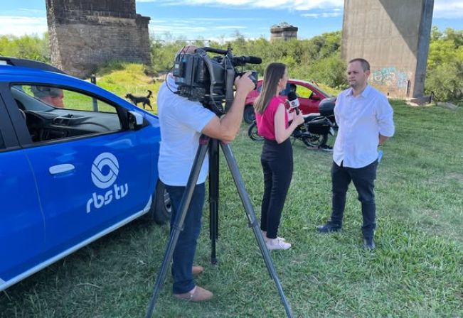 MUNICÍPIO AVALIA ANDAMENTO DE PROJETO DE PREVISÃO HIDROLÓGICA