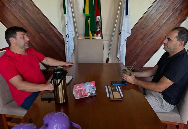visita do assessor do deputado estadual Dirceu Franciscon, Pablo Torres.