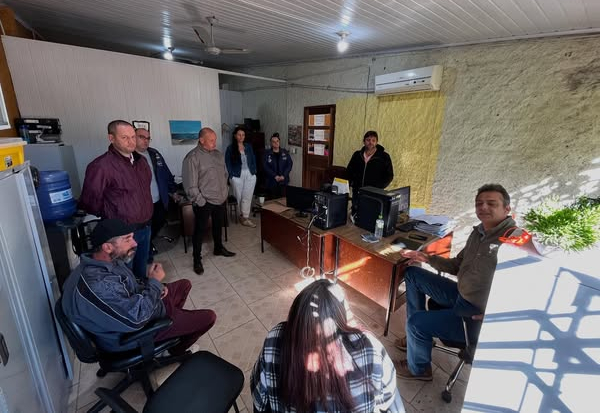 PREFEITURA PROMOVE REUNIÃO QUE BUSCA A CRIAÇÃO DA COOPERATIVA DE RECICLAGEM DE PEDRO OSÓRIO
