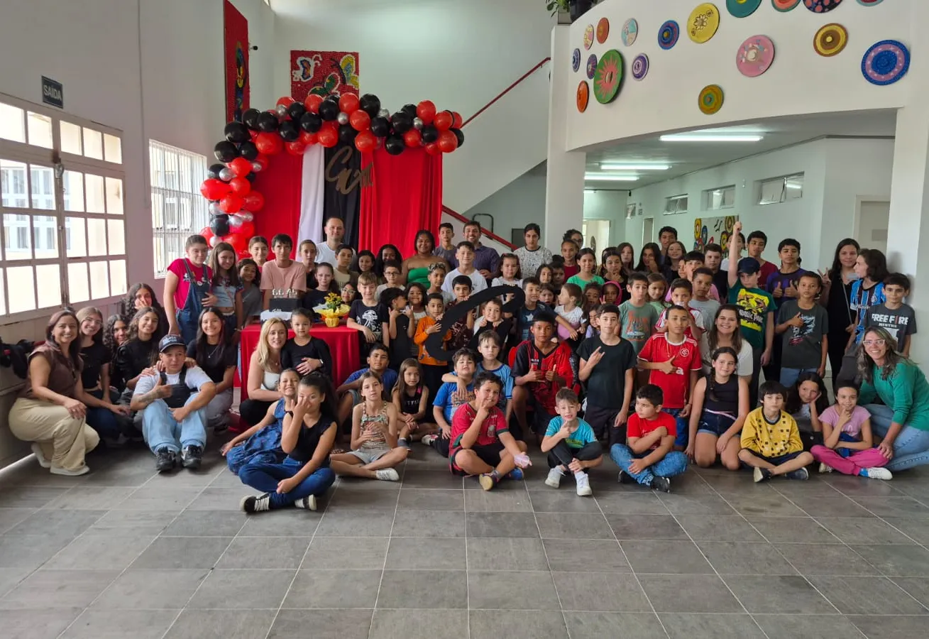 Administração participa de confraternização em comemoração aos 66 anos do GV Municipal