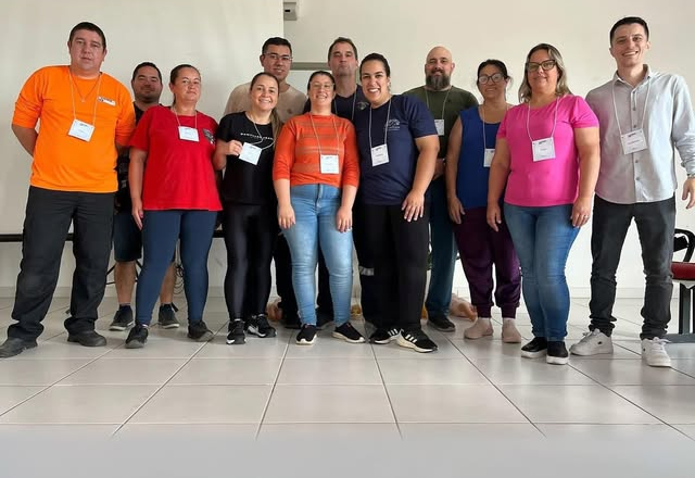 PROFISSIONAIS DA SAÚDE ATUALIZAM CURSOS EM BSL E APH