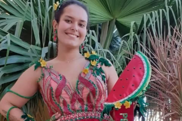 THAISSA DOS SANTOS CONQUISTA 1º LUGAR NO TRAJE TÍPICO NO MISS INTEGRAÇÃO 2025