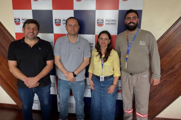 PREFEITURA RECEBE CEEE/EQUATORIAL PARA DISCUTIR PROJETOS SOCIAIS E SERVIÇOS DE PODA