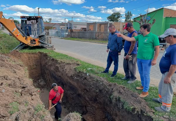 PREFEITURA CONCLUI DRENAGEM NA RUA SILVEIRA MARTINS E INICIA OBRA NA BASÍLIO PIRES