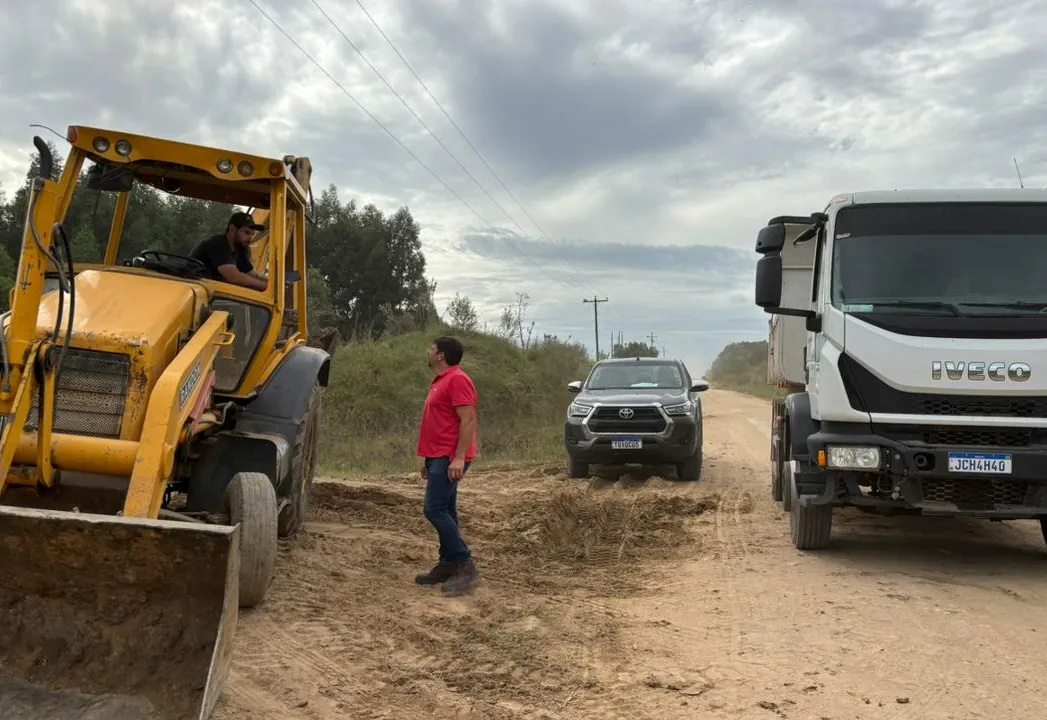 Administração segue manutenção e melhorias nas estradas do município