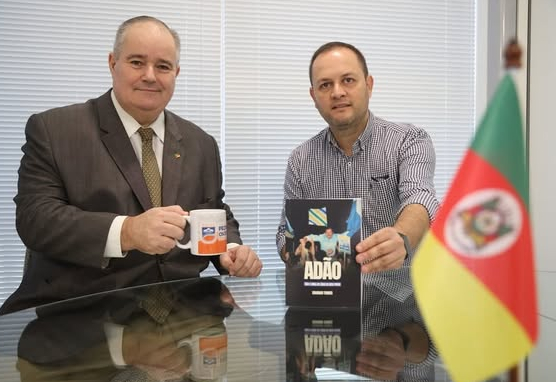 PREFEITO RICARDO ALVES VISITA PEDRO-OSORIENSE HENRIQUE PIRES EM BRASÍLIA