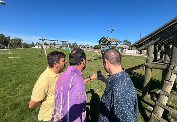 PREFEITURA ACOMPANHA OBRAS DE MANUTENÇÃO NO BAIRRO PARAÍSO