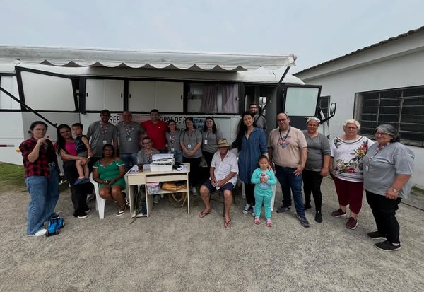 AÇÃO NO BAIRRO PARAÍSO LEVA SERVIÇOS DE SAÚDE À POPULAÇÃO